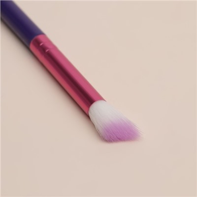 Кисть для макияжа «PENCIL», скошенная, 17,5 см, цвет фиолетовый/розовый