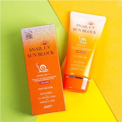 Солнцезащитный крем Jigott SNAIL UV SUN BLOCK SPF50 с улиточным муцином 70 ml