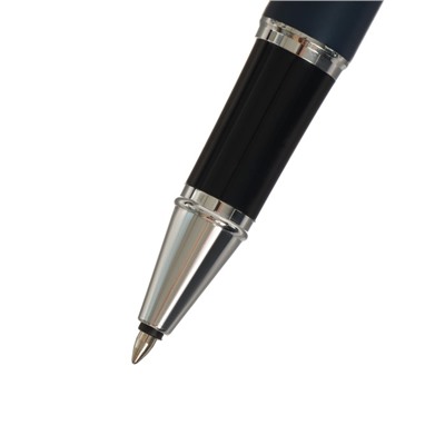 Ручка подарочная шариковая в кожзам футляре, корпус синий с серебром