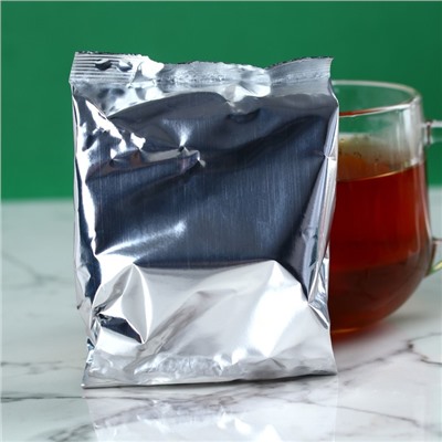Подарочный набор «Лучшему на свете»: чай чёрный 50 г., конфеты с мятной начинкой 150 г.