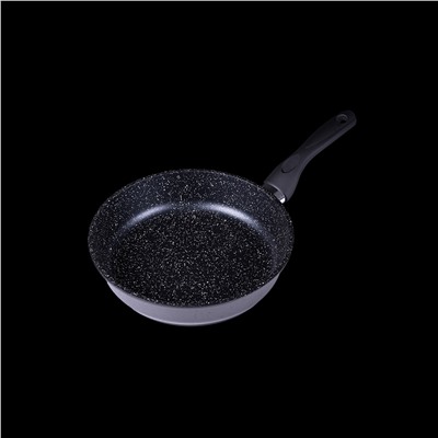 Сковорода индукционная 24 см, черная